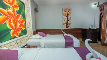 Superior Twin Room | 1 bedroom, minibar, in-room safe, free WiFi