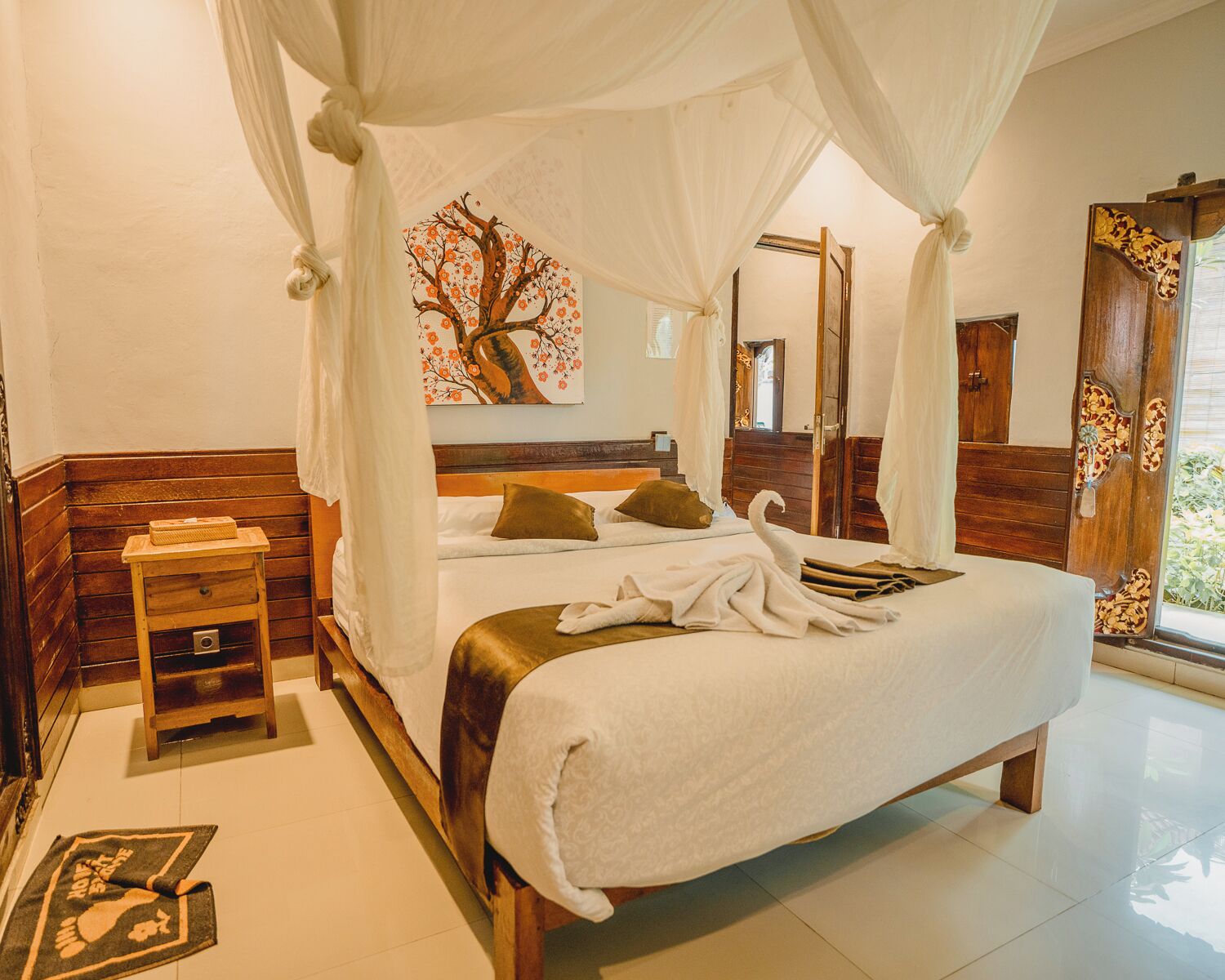 Family Double Room, 2 Bedrooms | Minibar, in-room safe, desk, free WiFi