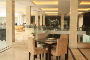 Dining - The Ardjuna Boutique & Spa (BANDUNG)