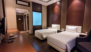 In-room safe, rollaway beds, free WiFi - The Ardjuna Boutique & Spa (BANDUNG)