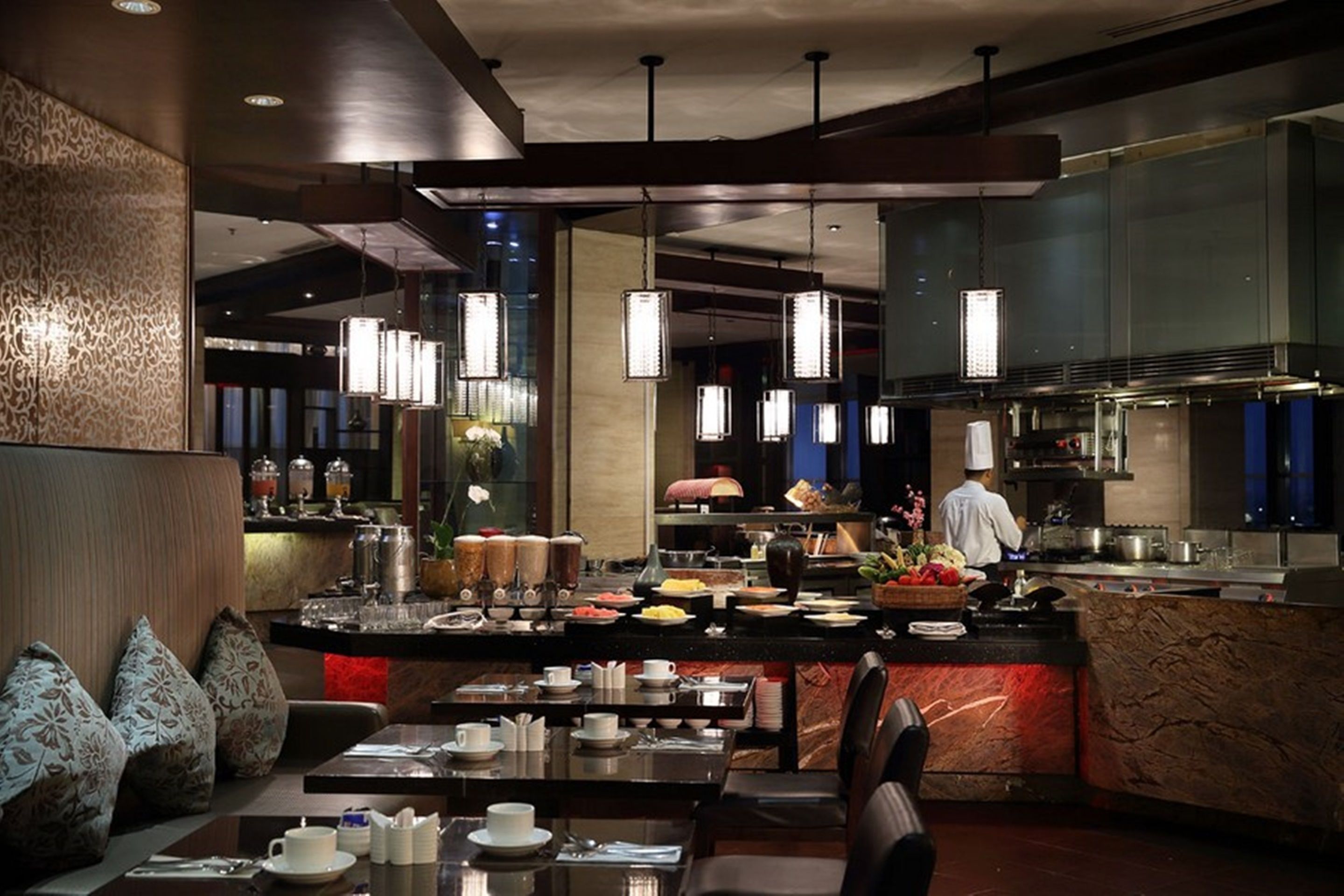 breakfast, lunch, dinner served; international cuisine, pool views