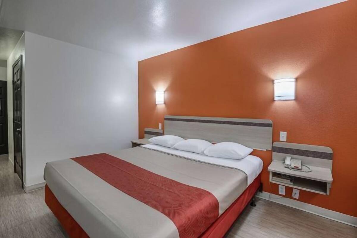 Wi-Fi de cortesia, roupa de cama