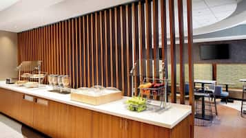 Desayuno buffet incluido todos los días