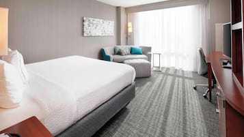 1 bedroom, premium bedding, in-room safe, desk