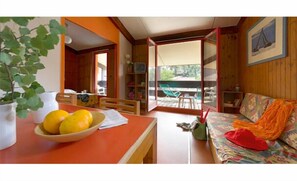 Apartment, 2 Bedrooms (for 6) | In-room safe - Sowell LES Sentes (Carcans)