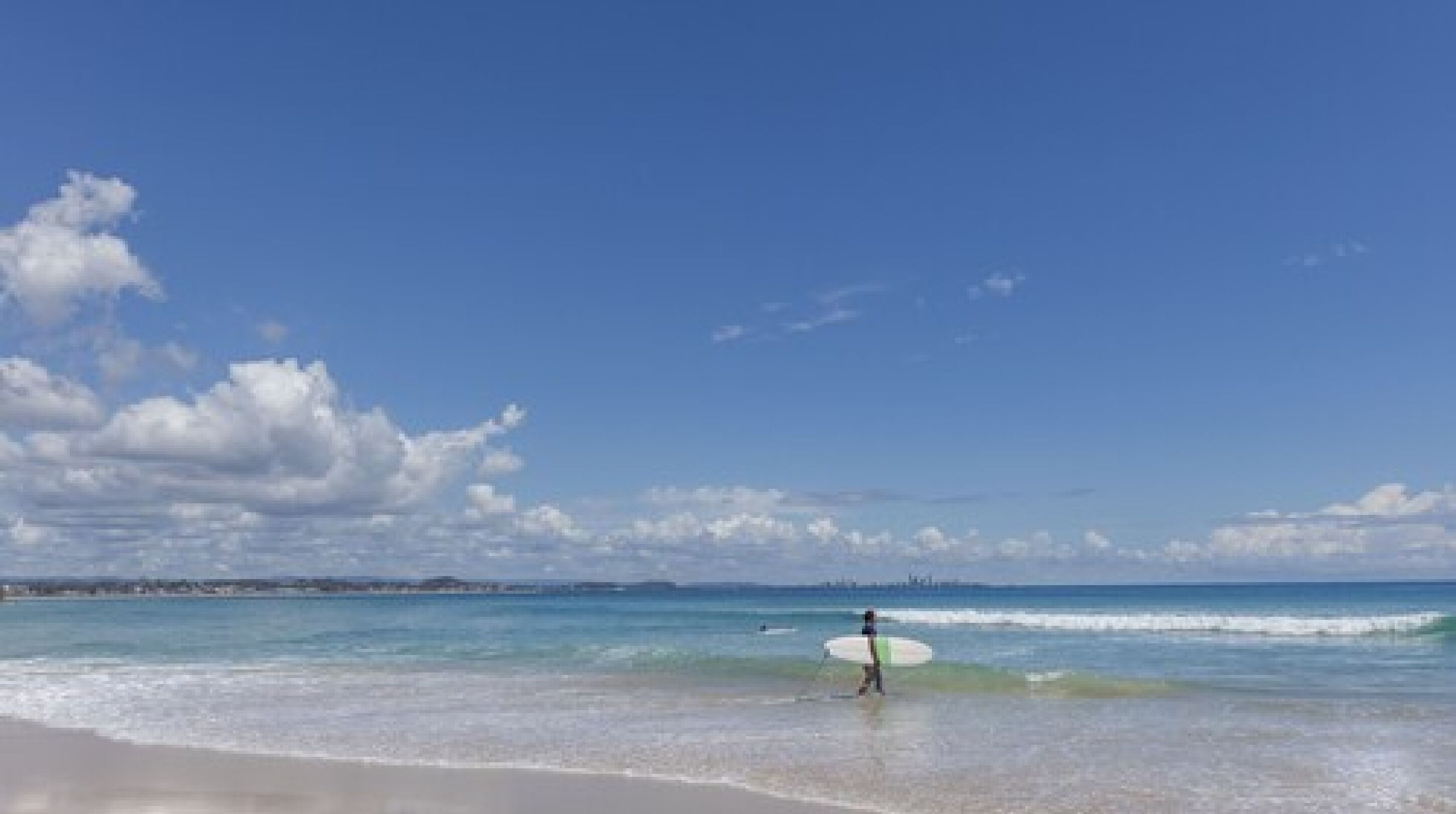 Oaks Gold Coast Calypso Plaza Suites — image 25