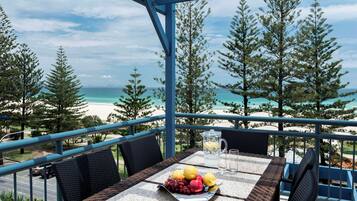 Apartamento executivo, 2 quartos | Vista do quarto