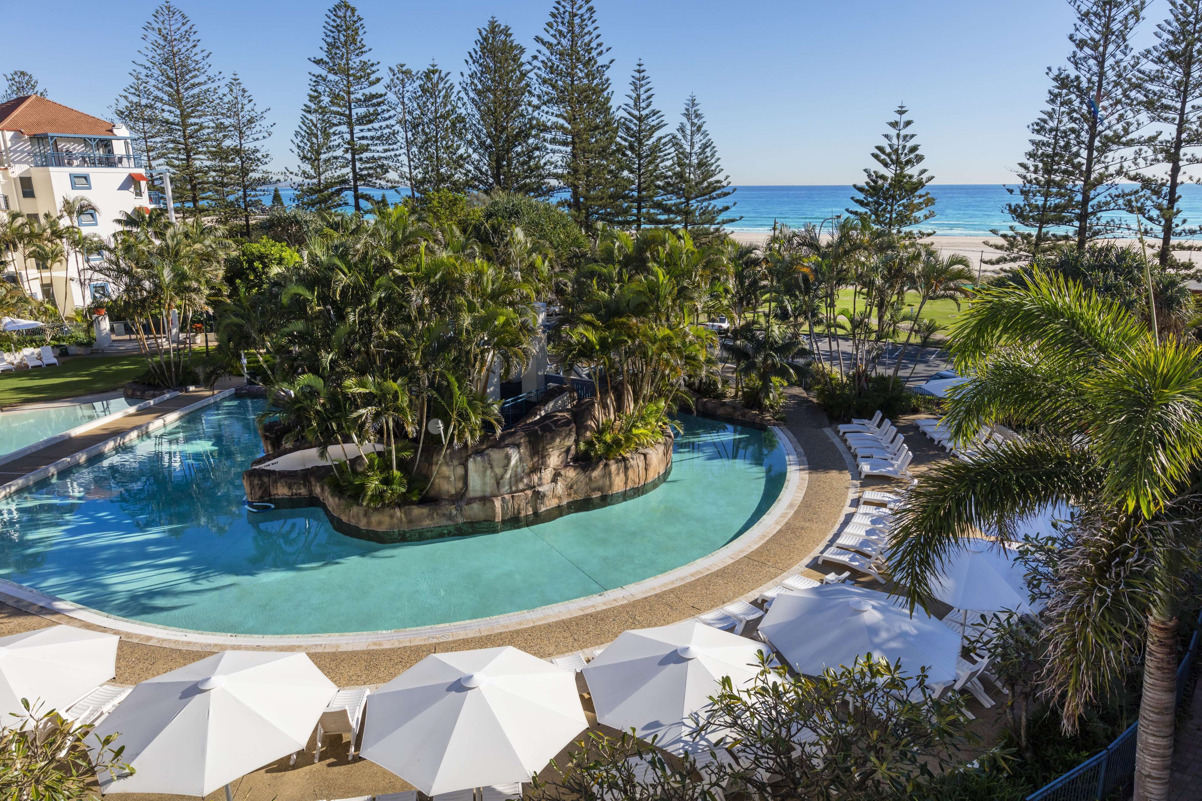 Oaks Gold Coast Calypso Plaza Suites — image 2