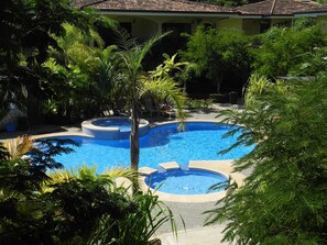 Piscine extérieure