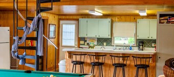 Shalom House Bed and Breakfast