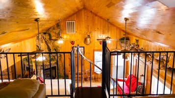 小屋 (The Pond House) | 獨特裝修、免費 Wi-Fi
