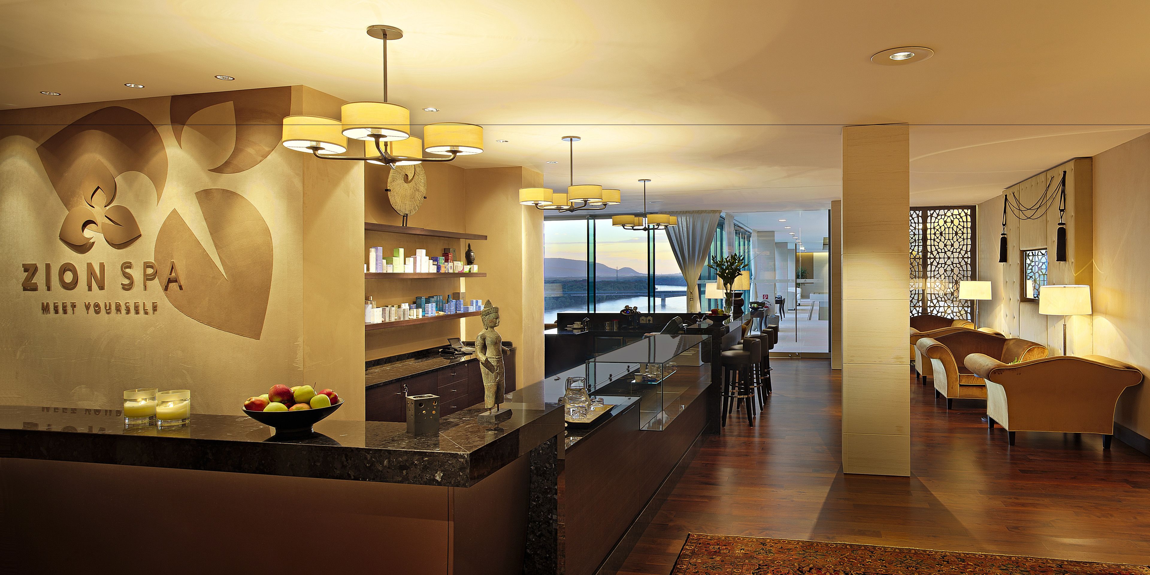 双人护理室、身体护理、体膜护理、身体磨砂、面部护理、指（趾）甲修剪和护理