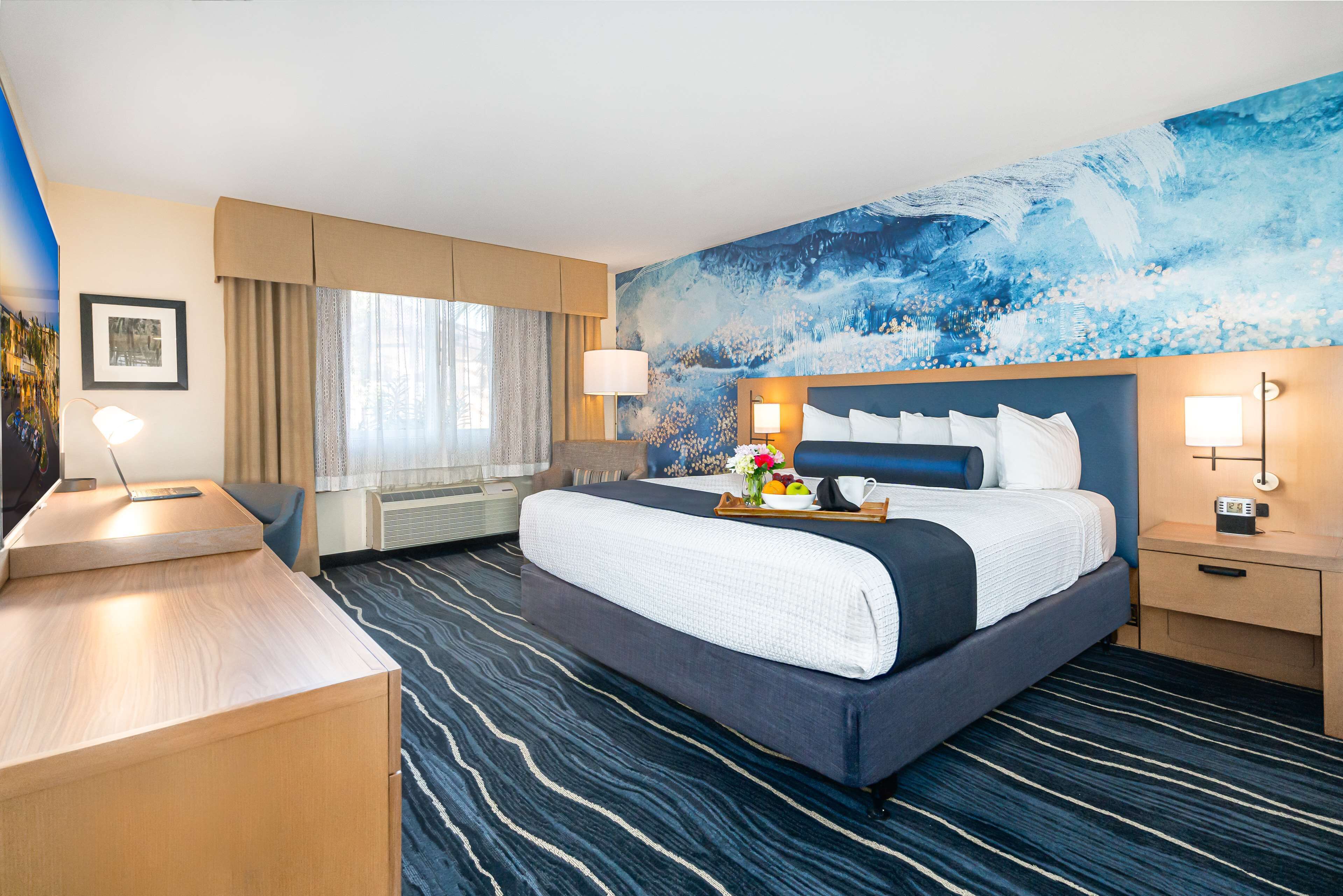 standard room, 1 king bed, accessible, refrigerator & microwave | premium bedding, in-room safe, desk, laptop workspace