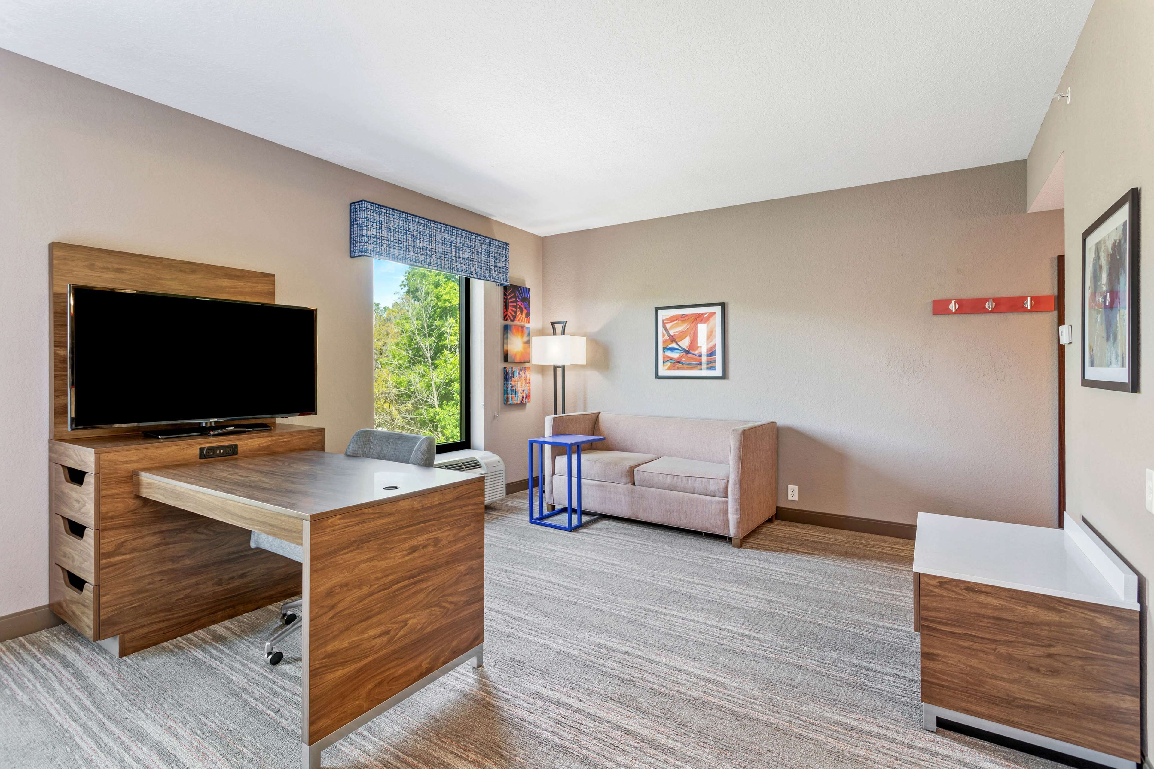 Studio, 1 King-Bett, Schlafsofa, NR | Schreibtisch, laptopgeeigneter Arbeitsplatz, Bügeleisen/Bügelbrett