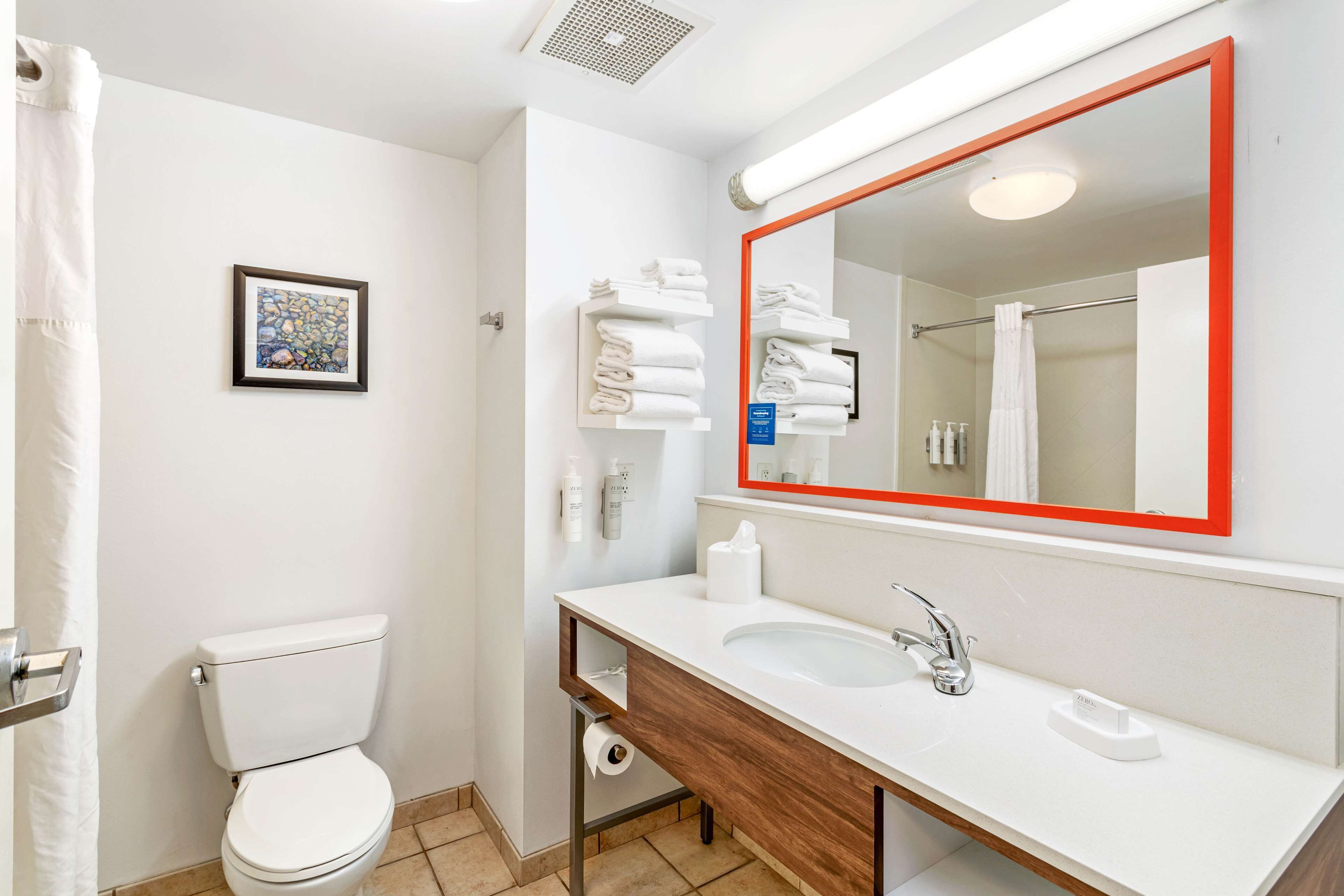 two queen beds non-smoking | bathroom | combined shower/bathtub, free toiletries, hair dryer, towels