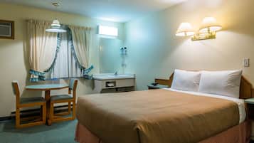 Dobbeltrom, 1 queensize-seng | Senger med overmadrass, individuelt dekorert og individuelt innredet