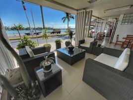 Sala de estar en el lobby