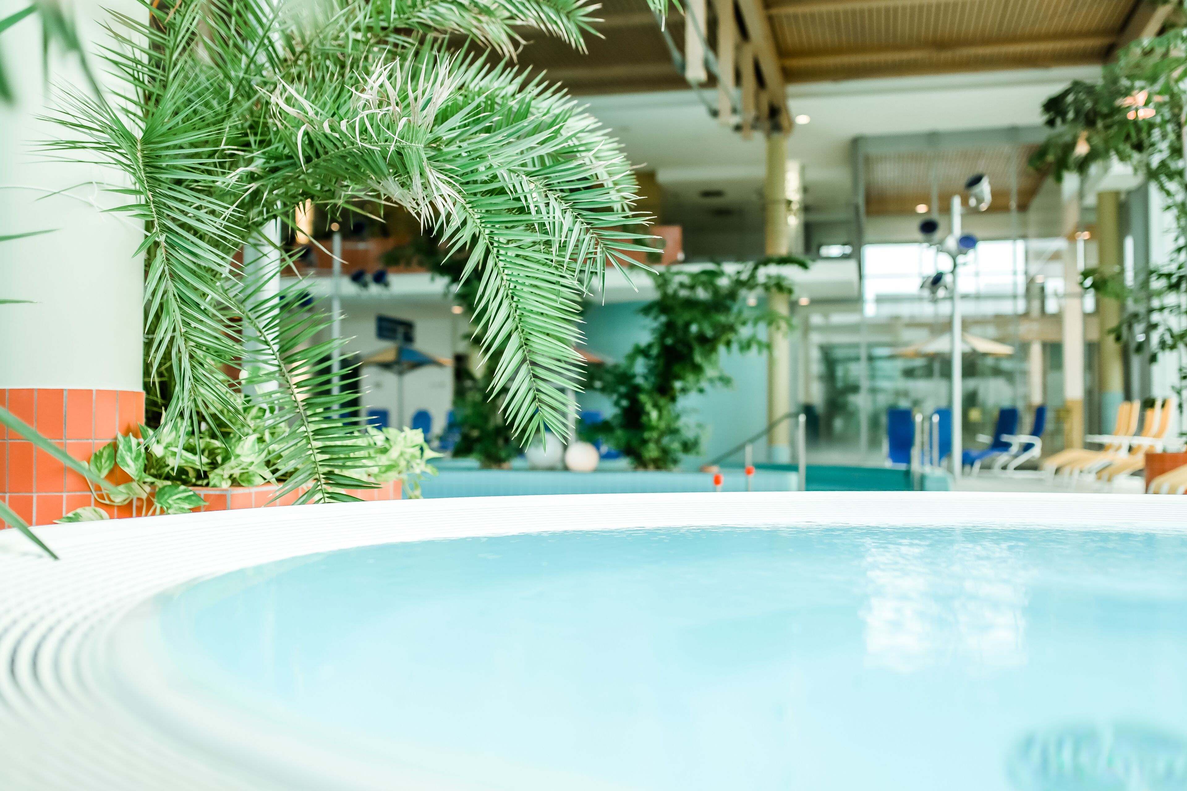 couples treatment room(s), body treatments, hydrotherapy, aromatherapy