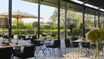 3 Restaurants, Frühstück, Mittagessen, Abendessen, französische Küche