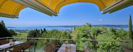 Sundeck. Parkhotel St. Leonhard