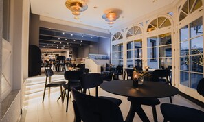 Bar (en la propiedad)