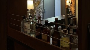 バー (施設内)