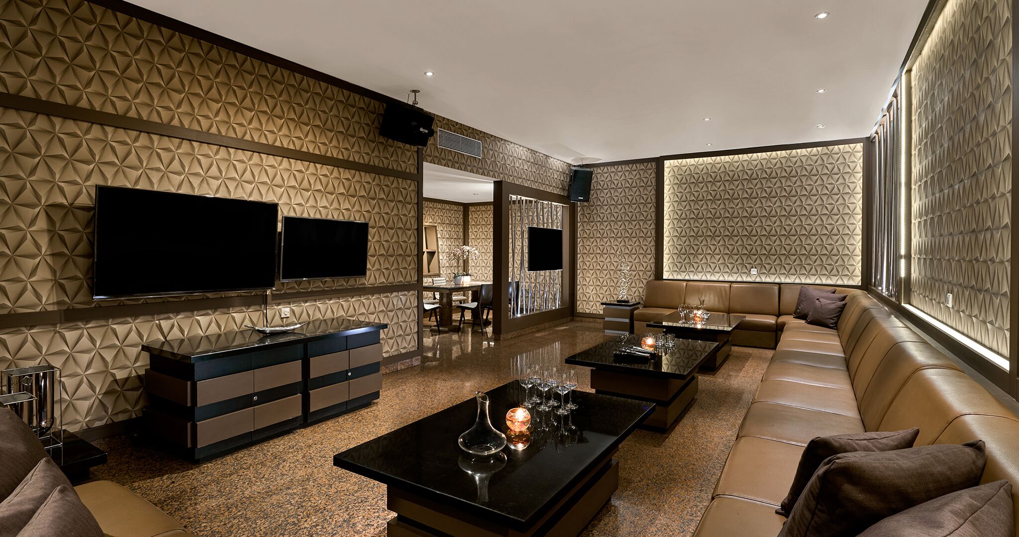 rooftop bar, garden views, open daily