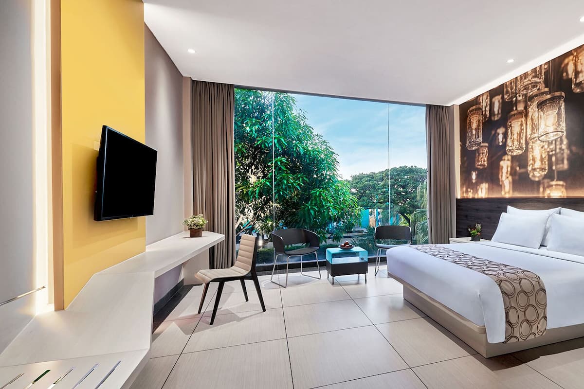 Habitación doble Deluxe | Ropa de cama de alta calidad y caja de seguridad en la habitación