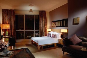 In-room safe, desk, soundproofing, iron/ironing board