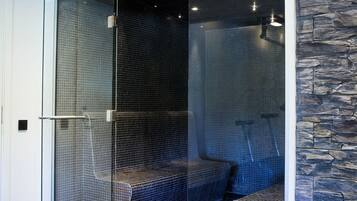 Sauna, hot tub, steam room