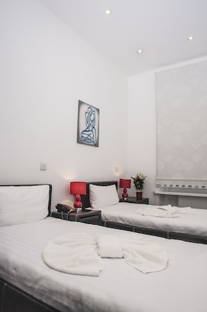 Unclassified image, 3 of 82, button - Mstay Hotel 43 (London)