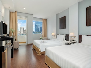 Deluxe City View Twin - Palace Hotel Saigon (Ho Chi Minh City)