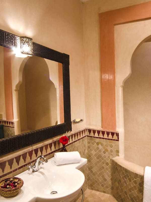 Couples treatment room(s), steam room, Turkish bath/hammam