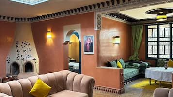 Apartment | Living area | LCD TV