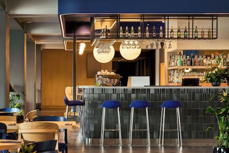 Bar (in loco). DeSilva Inn Katowice Airport