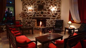 Unclassified image, 5 of 38, button - Hotel Nostos (Kastoria)