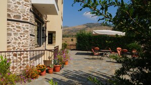 Unclassified image, 4 of 38, button - Hotel Nostos (Kastoria)