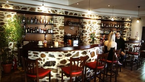Unclassified image, 2 of 38, button - Hotel Nostos (Kastoria)