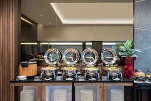 Daily buffet breakfast for a fee - Swiss-Belinn Baloi Batam (Batam)