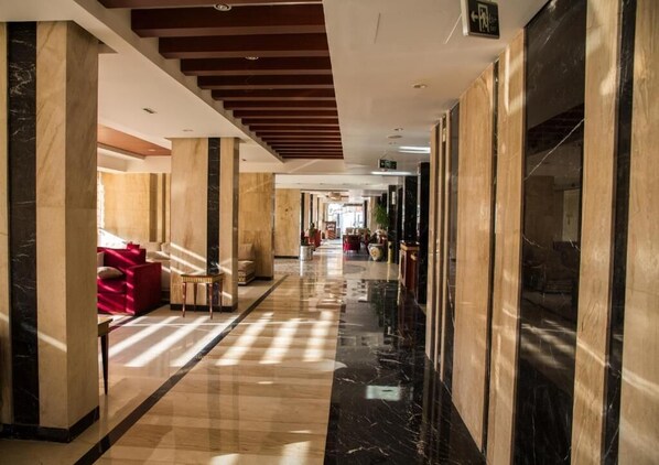 Lobby - Tiba Pyramids Resort (Giza)