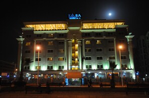 Exterior - Tiba Pyramids Resort (Giza)