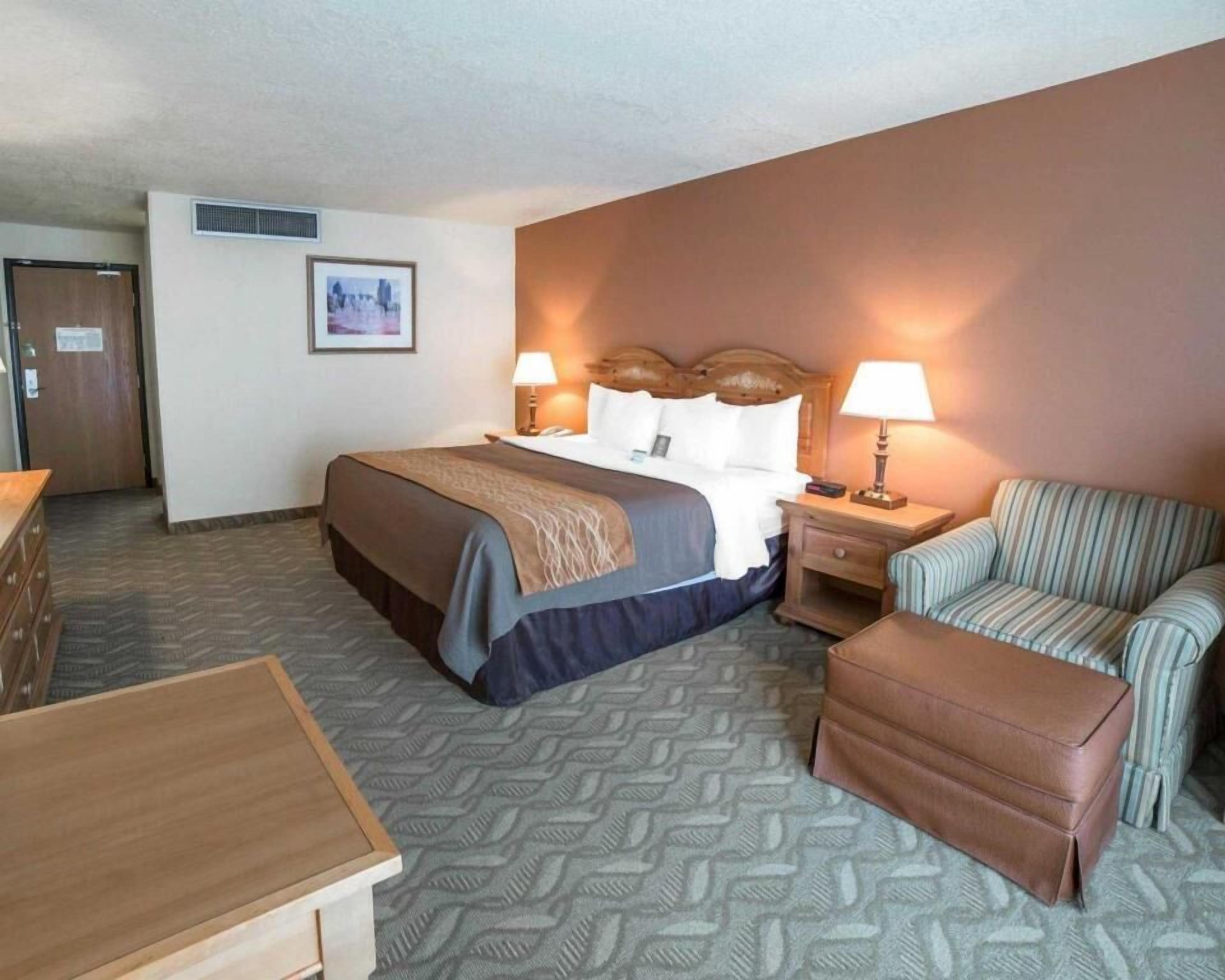 Premium-sengetøj, skrivebord, arbejdsområde til bærbare computere