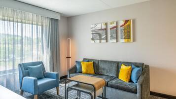 55-tommers LED-tv med satellitkanaler, streamingtjenester