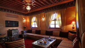 Unclassified image, 5 of 41, button - Kasbah Dar Ilham (Marrakech)