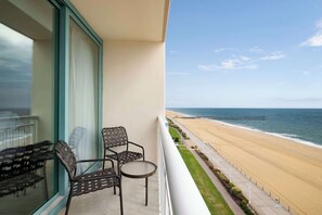 View from room - Hampton Inn Virginia Beach-Oceanfront South (Virginia Beach)