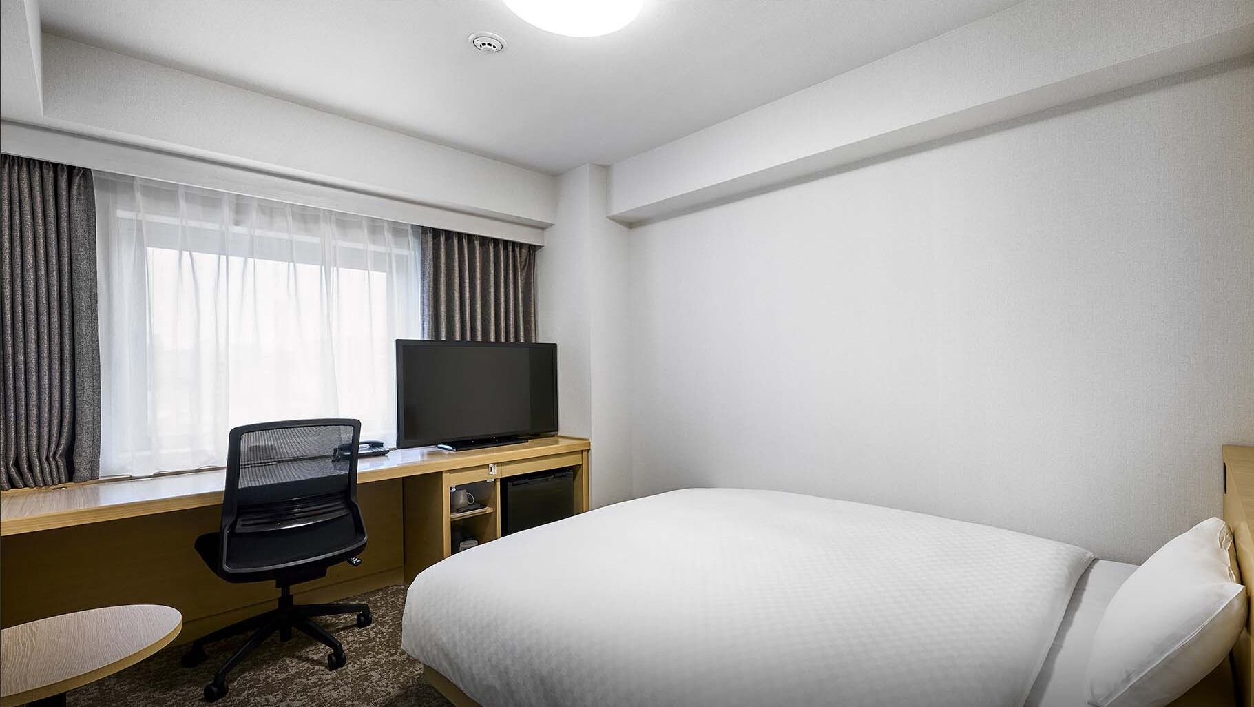 1 bedroom, premium bedding, down duvets, individually furnished