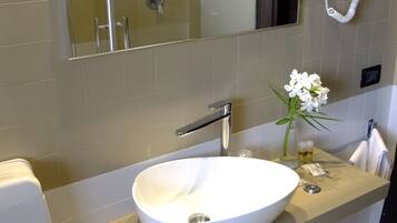 Chambre Double ou avec lits jumeaux | Salle de bain