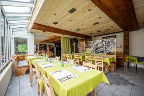 Petit déjeuner buffet compris tous les jours