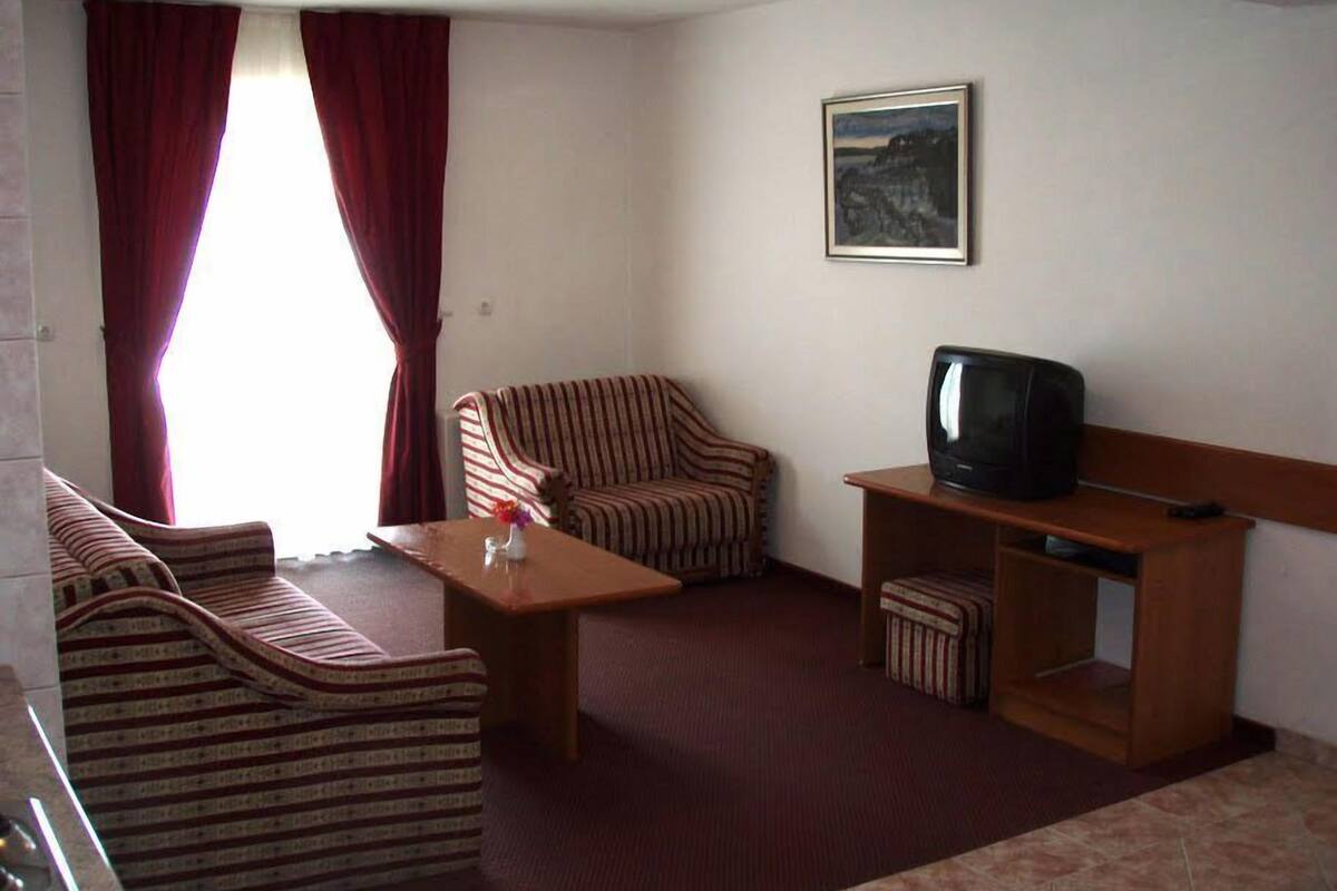 standard room | living area