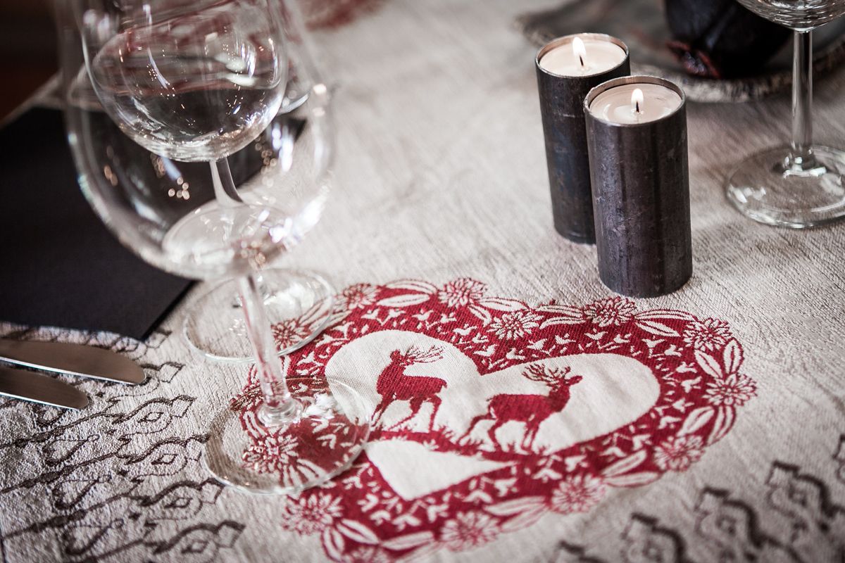 breakfast, lunch, dinner served; al fresco dining